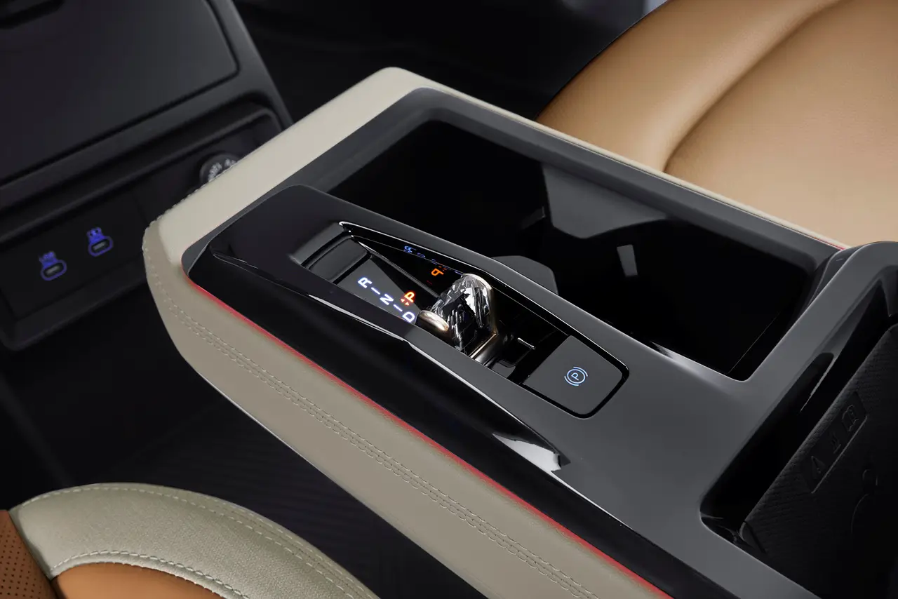 KGM 액티언 이미지 내부