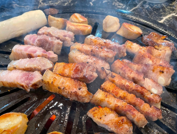 생생정보 스타밥집 가수 박상민의 제주 흑돼지 칠겹살 부산 진구 범일역 미담돈