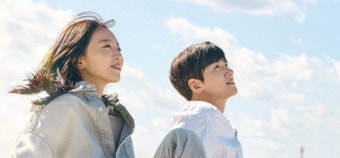 남녀 주인공 사진