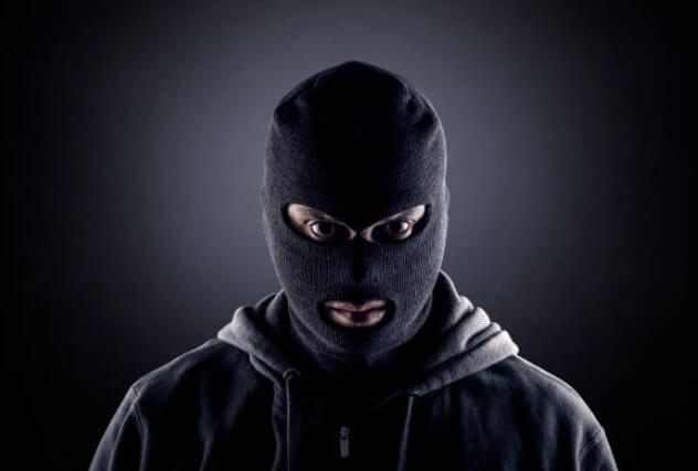 도둑질하려고빈집에들어가는꿈