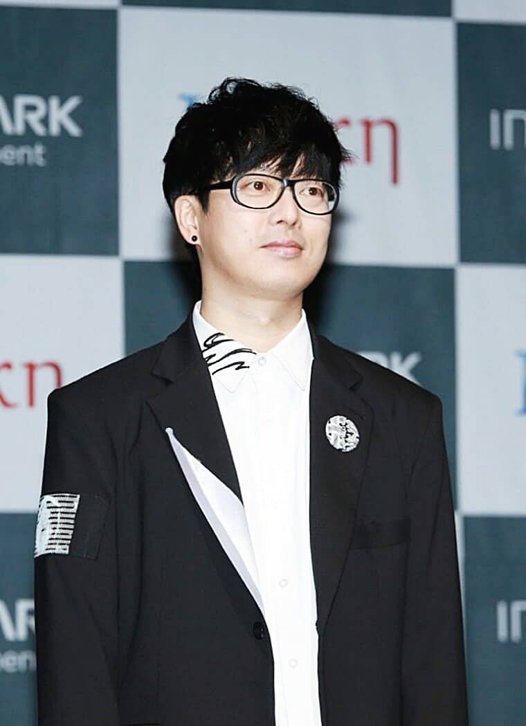 가수-국카스텐-하현우