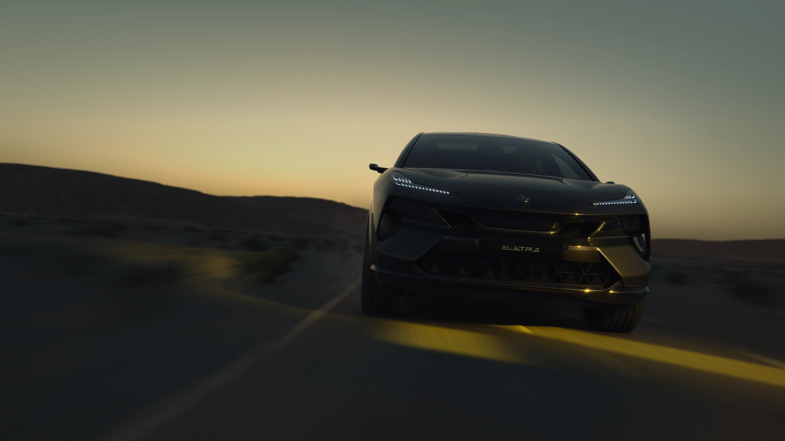 로터스 엘레트라: 미래를 선도하는 하이퍼 전기 SUV의 혁명 - 가격, 성능, 특징 완벽 분석 1