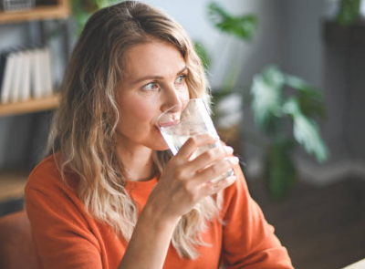 입냄새 물 마시기