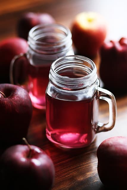 Apple Cider Vinegar(사과식초, 애사비): 건강을 위한 자연의 선물