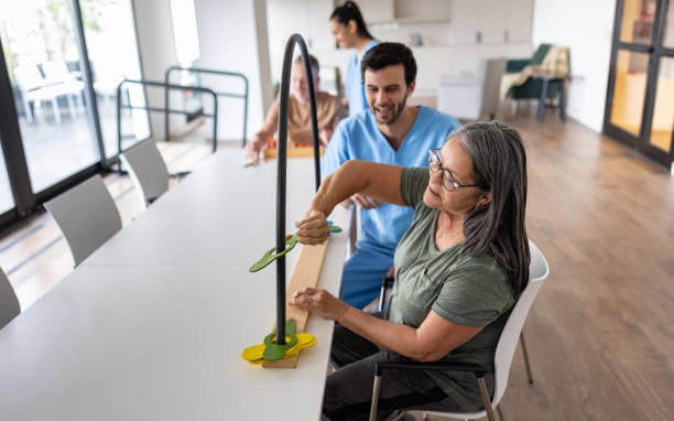 노년기의 건강 지키기: 뇌졸중, 치매, 우울증 예방과 영양제 활용 법!!!