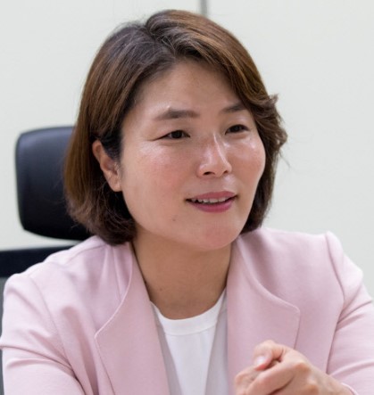 전희경 프로필 나이 고향 학력 재산