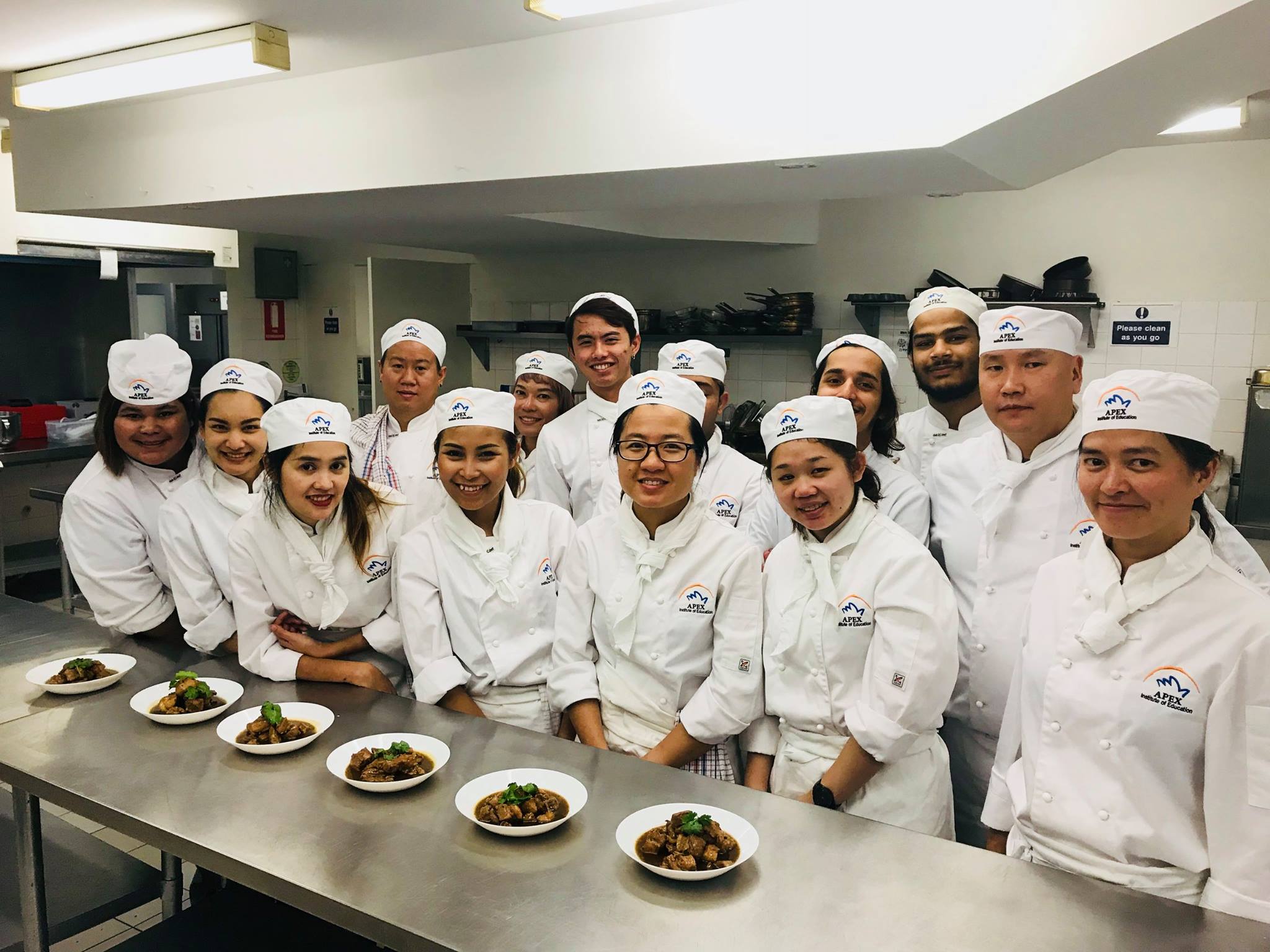 요리사 과정 학교 학생들