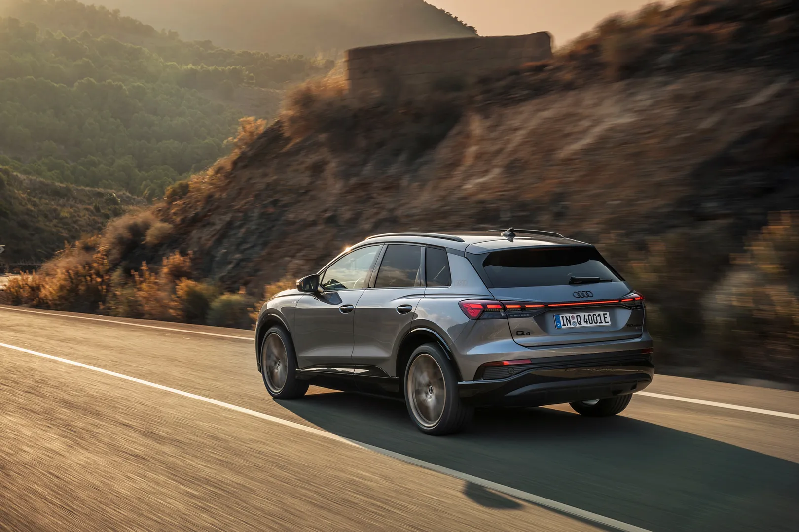 아우디 Q4 e-트론 이미지