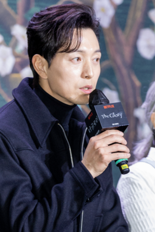 정성일 넷플릭스