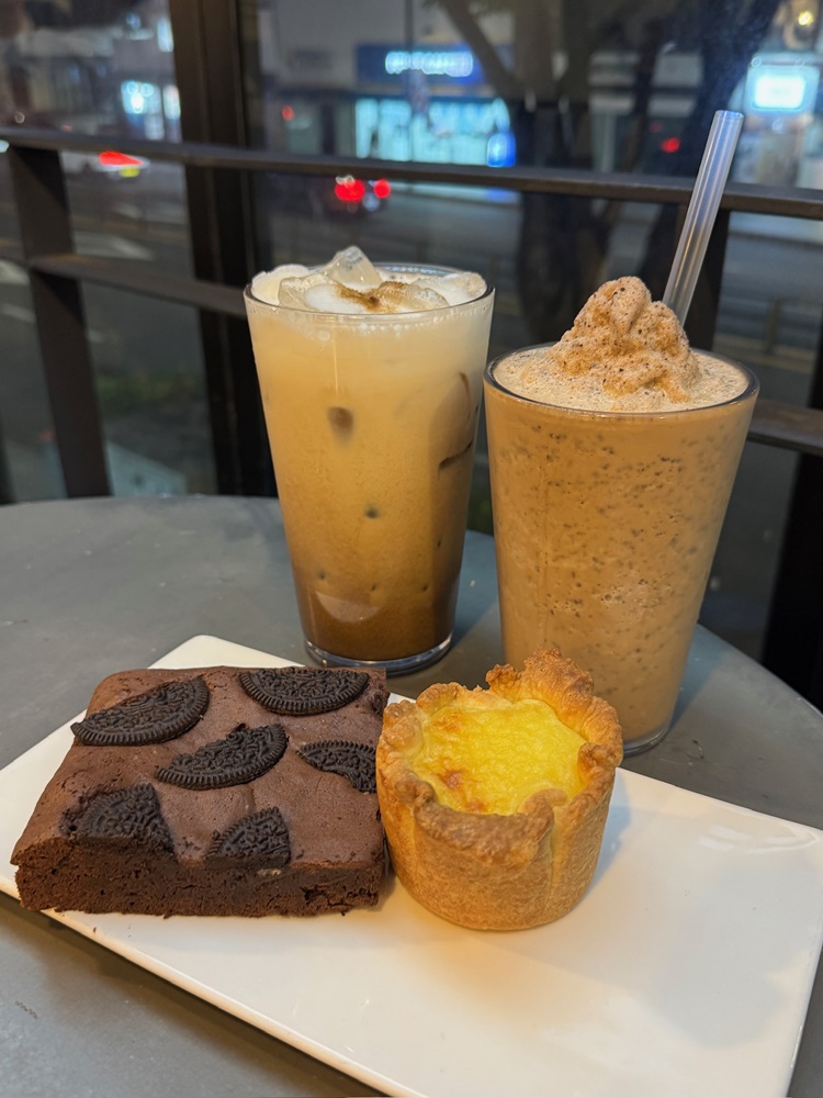 초코프라페 및 라테