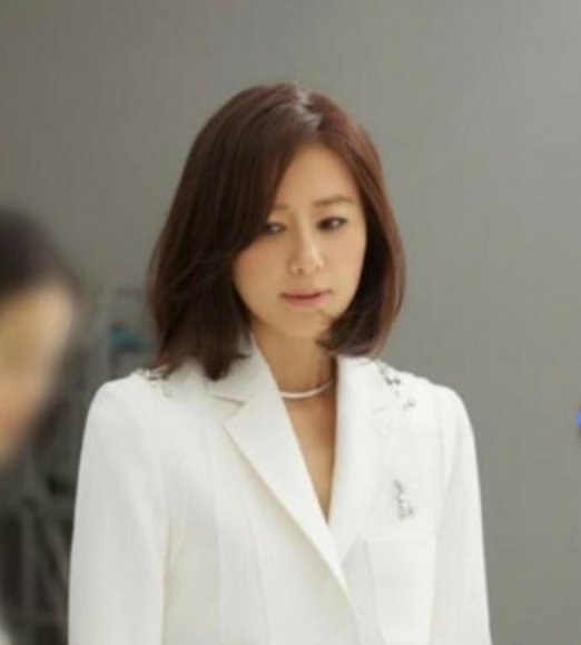 김희애 단발
