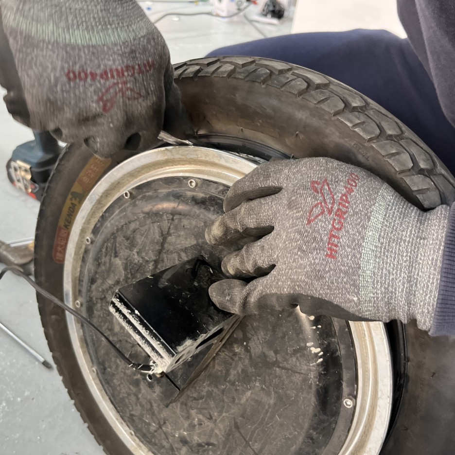 [수원 전동휠 수리: 킹송 16X AS]-KINGSONG 타이어튜브 펑크 교체&amp;#44; 화성 동탄 광교 용인 분당 안양 오산 안산 군포