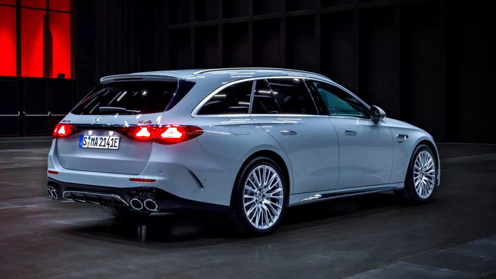 메르세데스AMG E53왜건 측면사진
