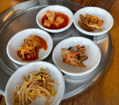 생생정보 스타밥집 최정원 평택 돼지왕갈비 돌솥비빔밥 맛집 