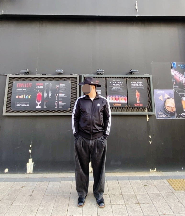 데일리룩('26.3.16.)유니버셜 케미스트리 페도라 웨스턴모자 카우보이모자, 아디다스 파이어버드 트랙탑, 무신사스탠다드 와이드 벌룬 팬츠, 헬로헬 스퀘어 엔지니어부츠 웨스턴부츠