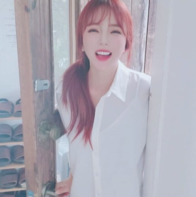 홍진영 눈웃음