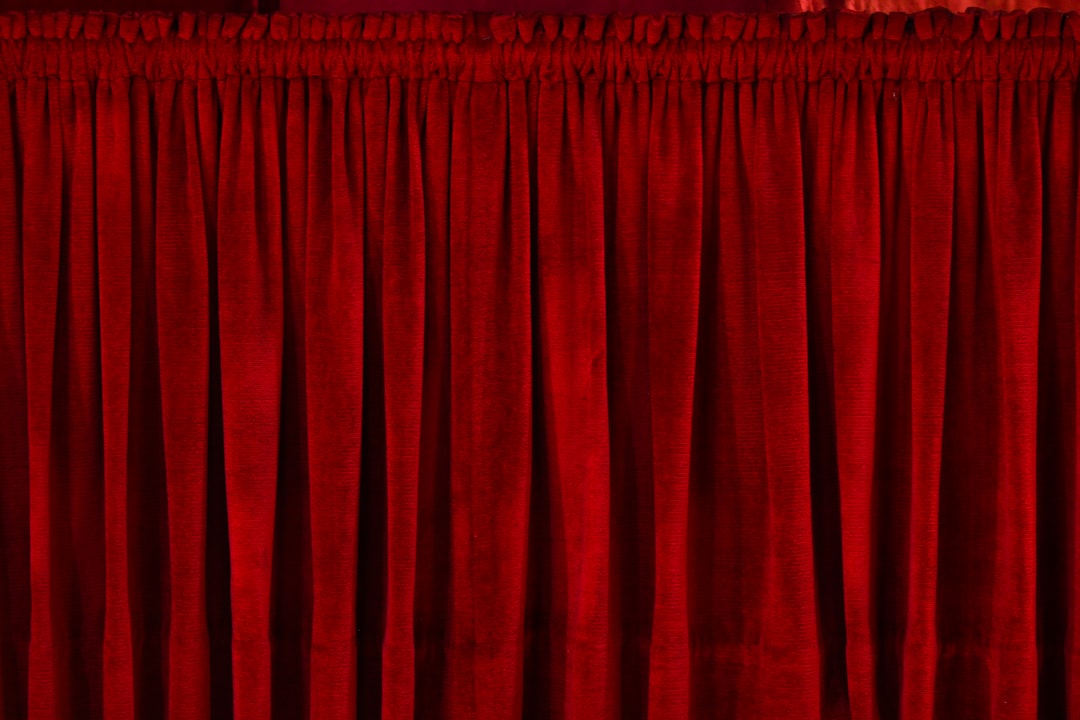 Curtain