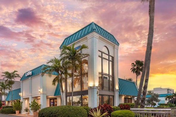 크루즈여행을 위한 포트 커내버럴 근처 가성비 좋은 호텔추천 베스트 웨스턴 코코아 비치 호텔 & 스위트