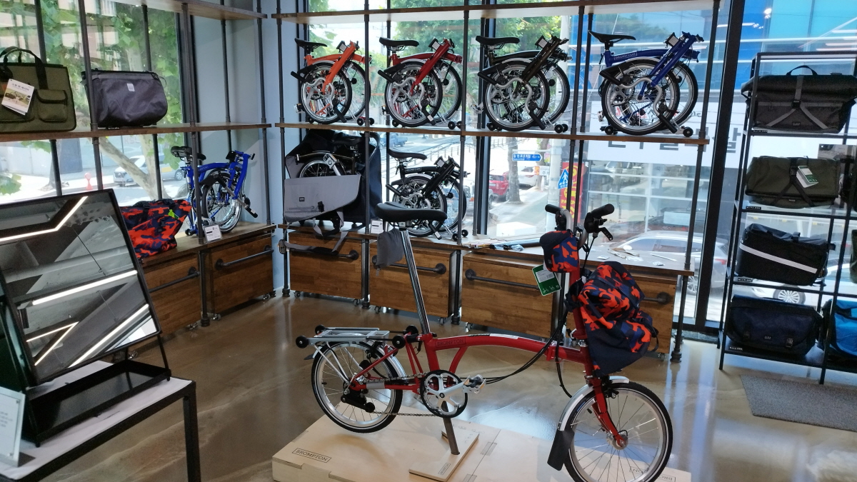 브롬톤(BROMPTON) 자전거