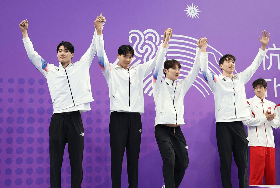 2022 항저우 아시안게임 남자 혼계영 400m 결승전 은메달