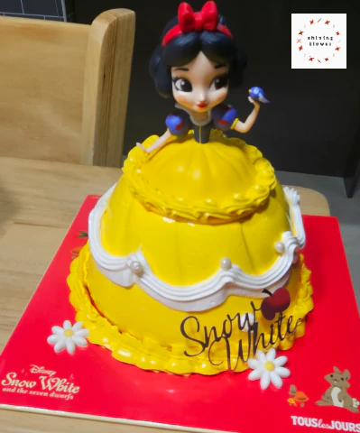 백설공주 애플&망고 케이크-실제 사진