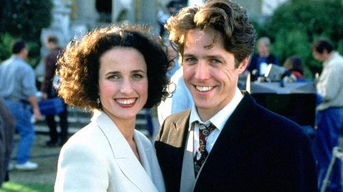 네번의 결혼식과 한번의 장례식