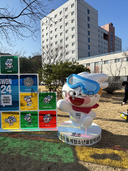 마롱컴퍼니 조형물 5