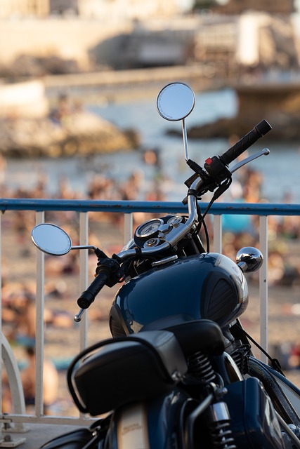 도심 라이딩에서의 방어 운전 전략