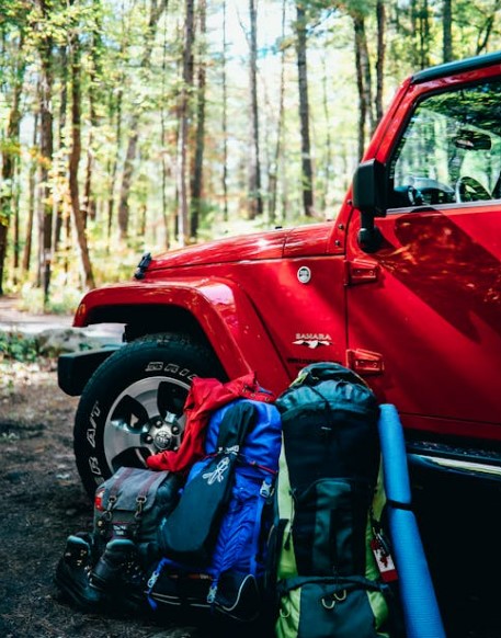 2025 캠핑용품 추천 TOP 10 실용성과 감성 모두 잡았다!