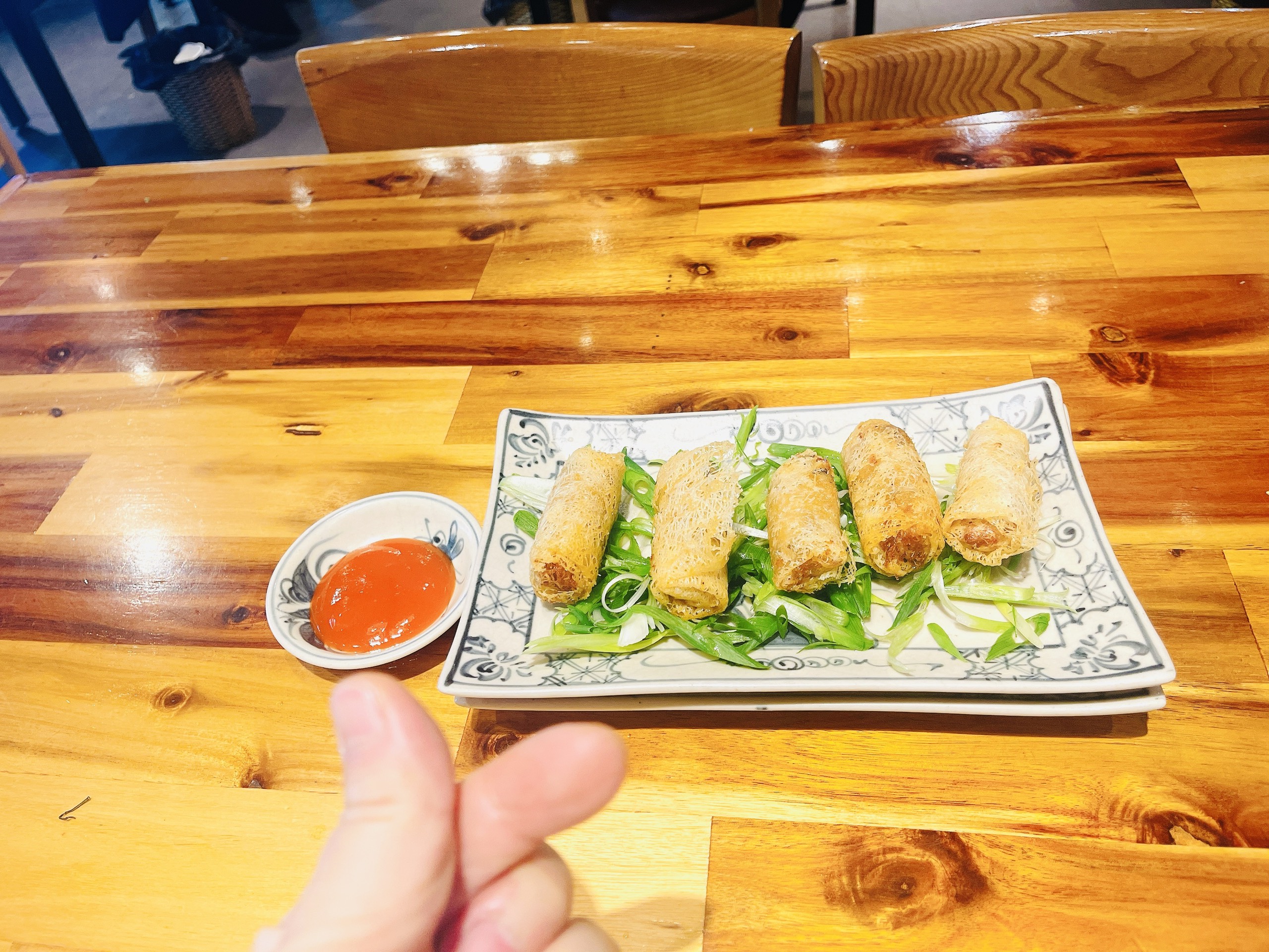 미딩 유명한 쌀국수 넴