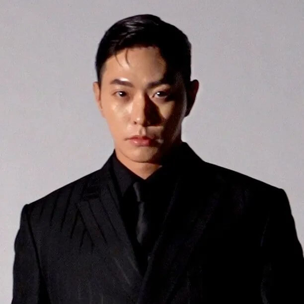 최상 홍보 포스터로 황진구 역을 맡았습니다.