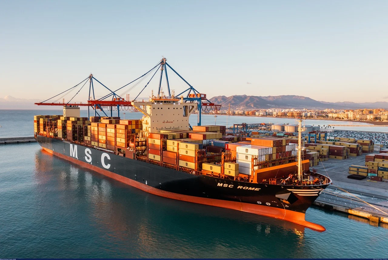 항만 물류 관리자의 하루, 세계 교역을 움직이는 숨은 지휘자