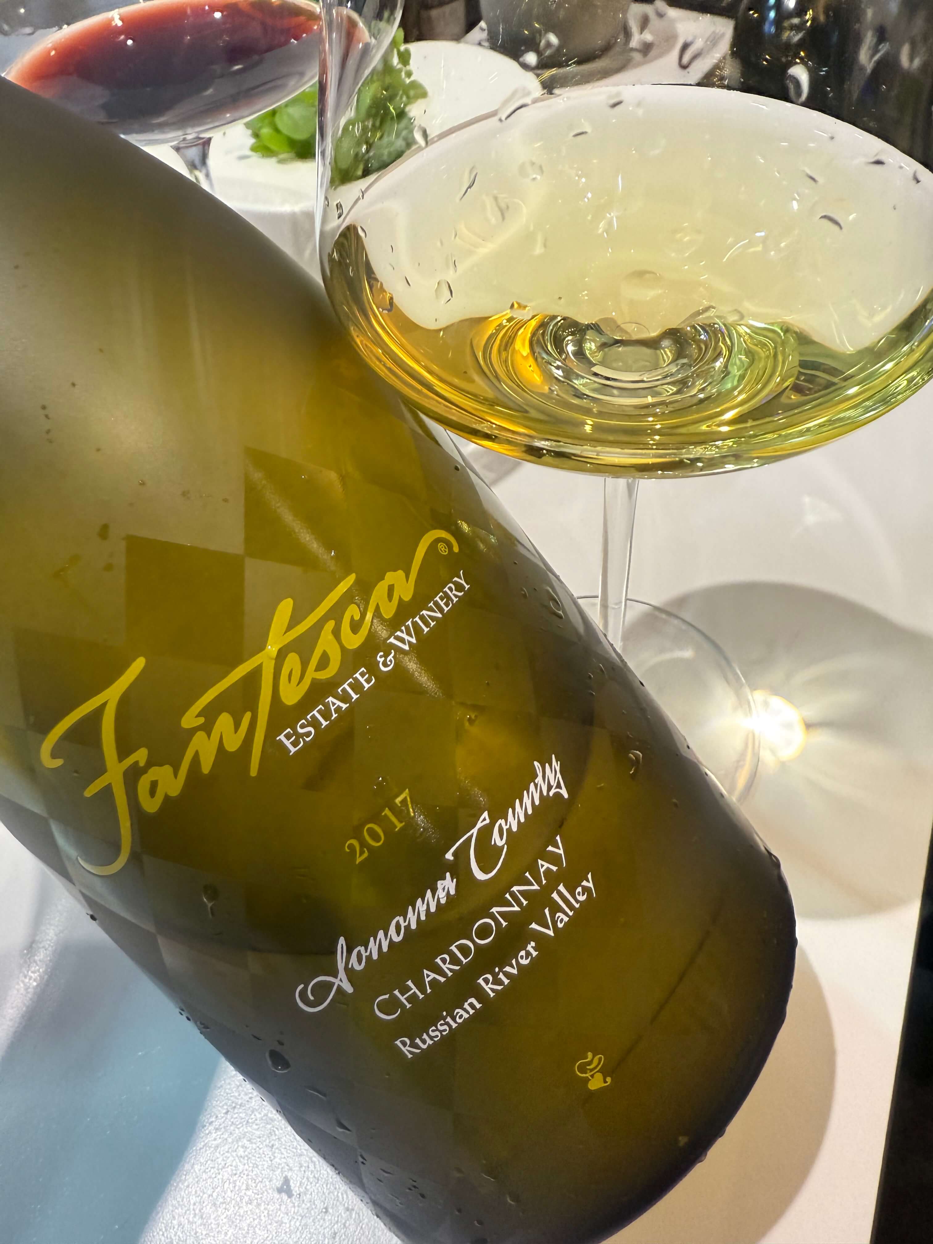 Fantesca Estate & Winery Chardonnay 2017, Russian River Valley, Sonoma County, California๏ฝํํ
์ค์นด ์ค๋๋ค์ด 2017