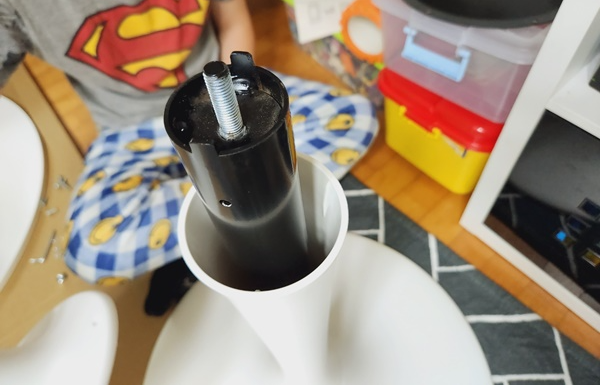 이케아 원형테이블 독스타 조립 사용 후기