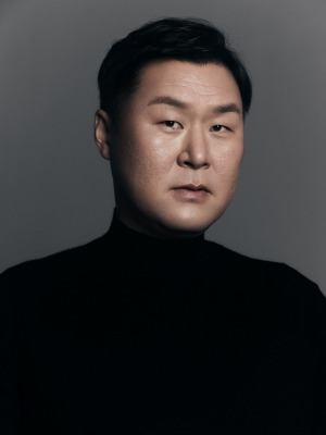 이토록 친밀한 배신자 오정환 역 윤경호