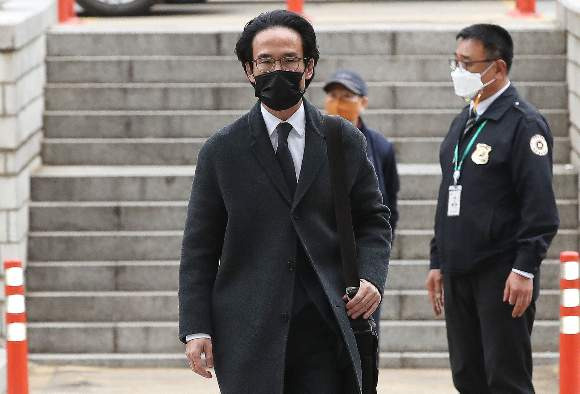 조현범 횡령&middot;배임 징역 2년 실형 확정&hellip;경영 복귀 시점과 한국타이어의 미래