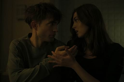 영화 &lsquo;미키 17&rsquo; 관람평 - 봉준호 감독의 SF 걸작&amp;#44; 관객 반응 총정리