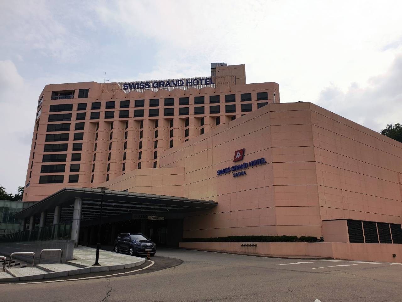 스위스-그랜드-호텔-외부모습