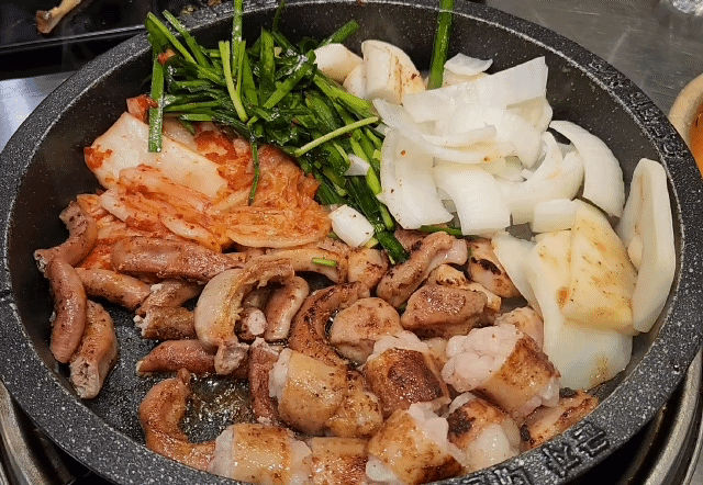 대한곱창익는모듬