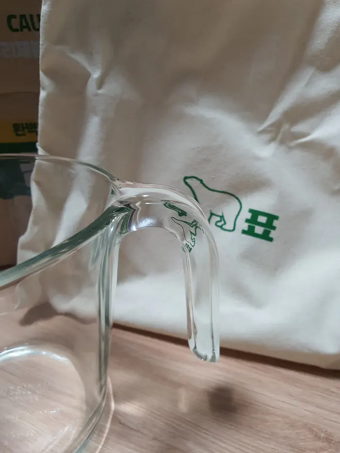 계량컵 손잡이