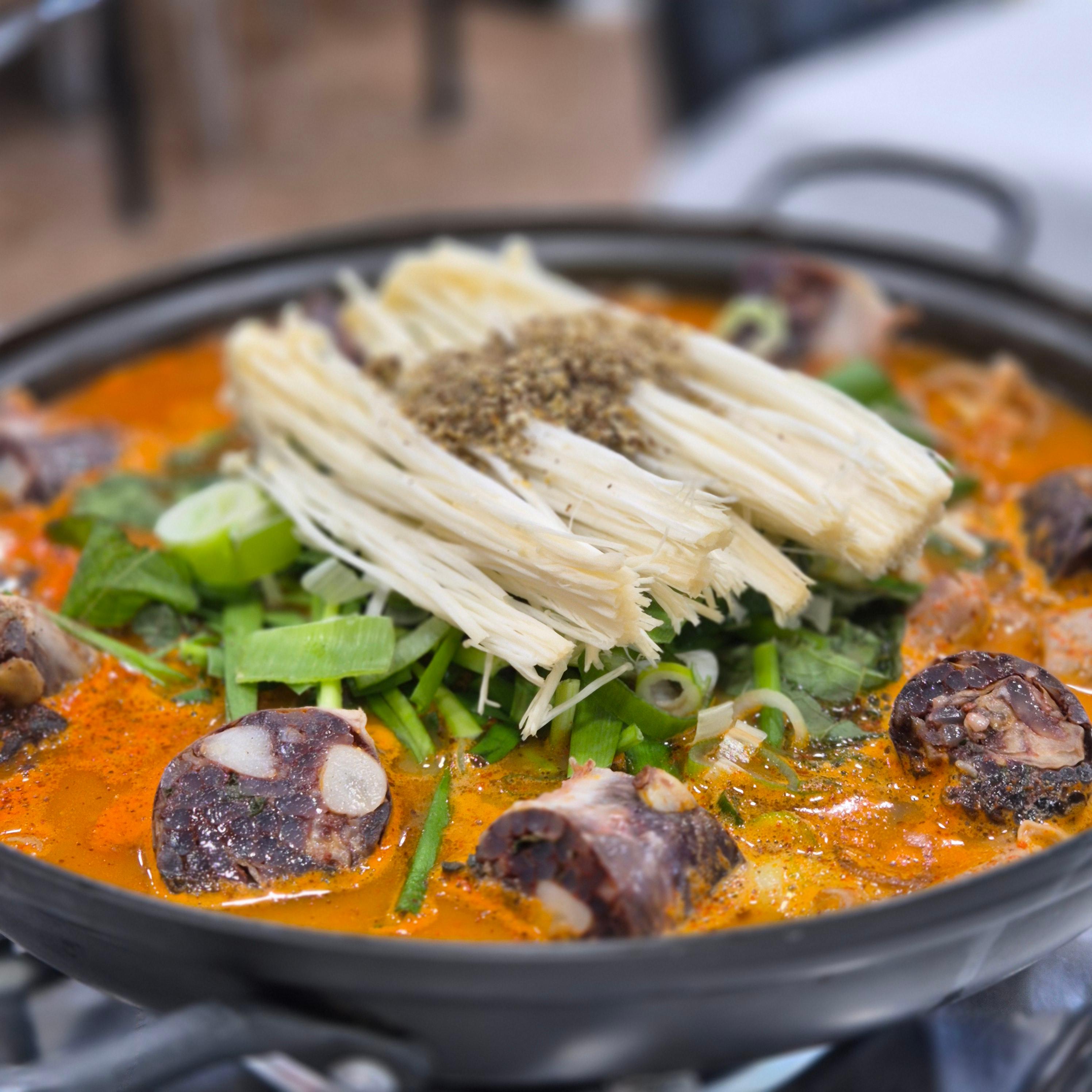 구경시장&amp;#44; 단양 구경시장&amp;#44; 충청도 순대&amp;#44; 순대전골&amp;#44; 훈이네 마늘빵&amp;#44; 오성통닭&amp;#44; 단양 닭강정&amp;#44; 흑마늘 아이스크림&amp;#44; 단양 마늘만두&amp;#44; 구경시장 주차 