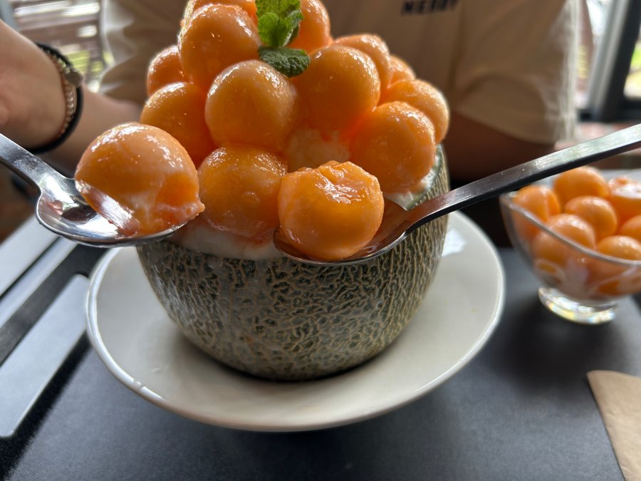 의령-그린-프로그-메론빙수