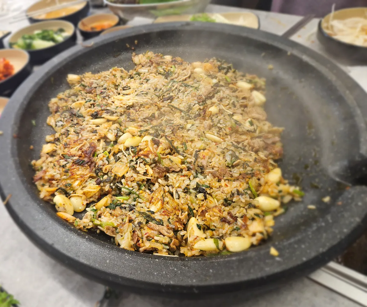 경남-진주시-화개마을-초전점-볶음밥-완성