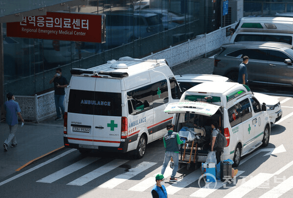 2024 공휴일 주말 24시 병의원 약국 응급실 동물병원 정보 찾기 당직병원 진료 의료 본인부담금 비용 안내 서울 경기도 인천 대전 부산 대구 광주 울산 용인 수원 고양시 화성 평택 파주 성남 