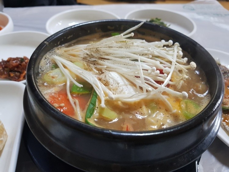 수봉식당 해물탕정식