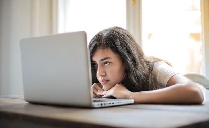 청소년을 위한 디지털 디톡스: 학습 효과와 뇌 발달