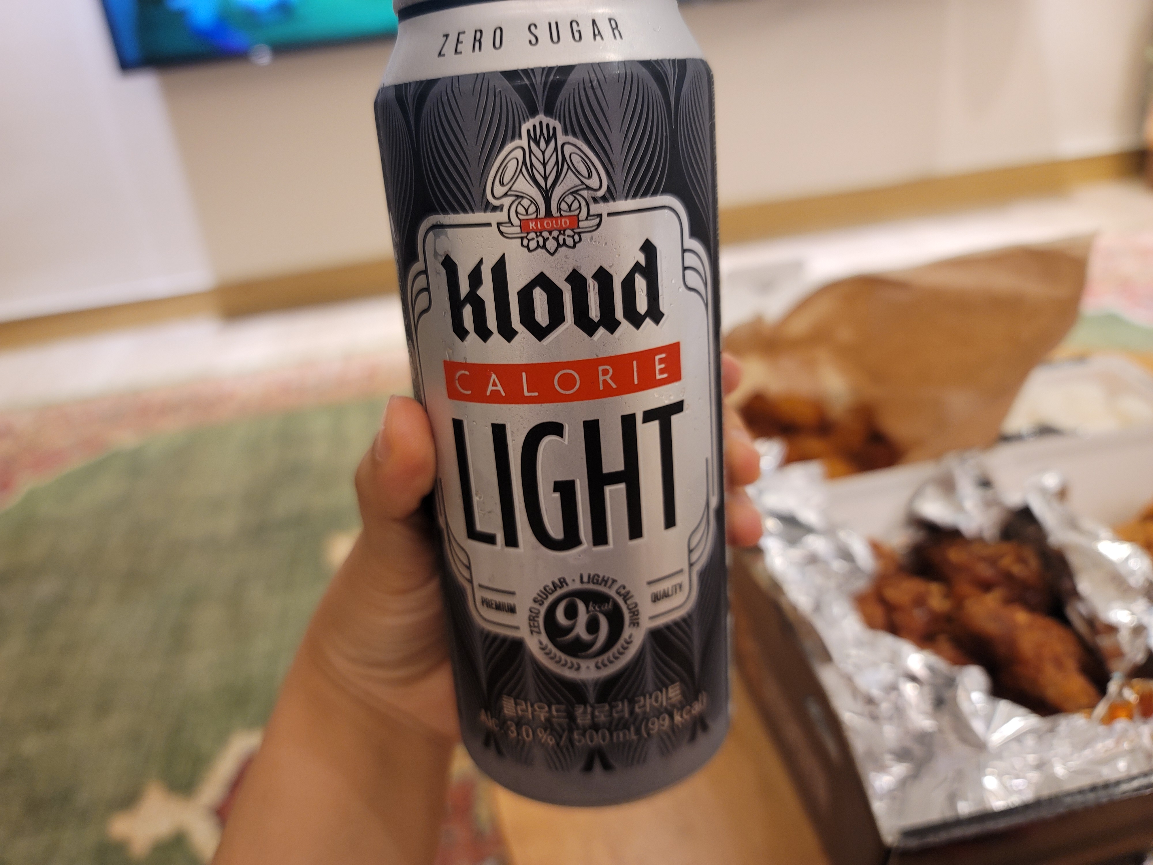 ํด๋ผ์ฐ๋ ๋ผ์ดํธ ์นผ๋ก๋ฆฌ