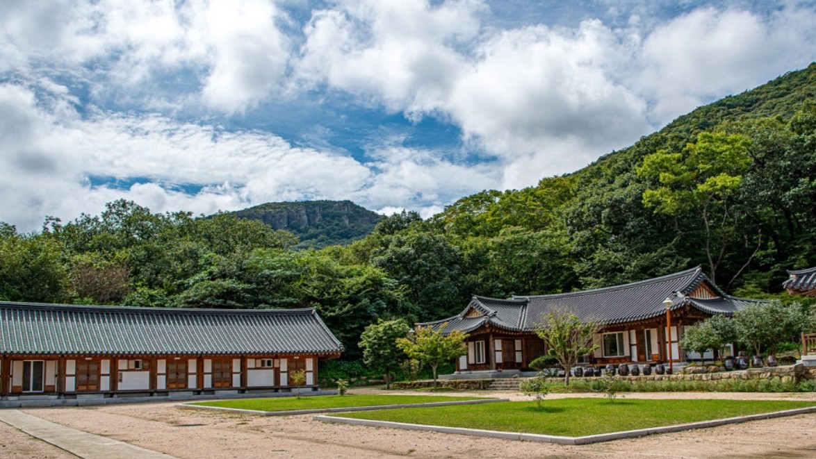 40대 혼자 떠나는 힐링 국내 여행지 7곳-선운사