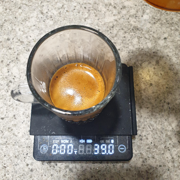 코르타도(Cortado) 레시피: 스페인 커피의 매력 알아보기_완성된 에스프레소