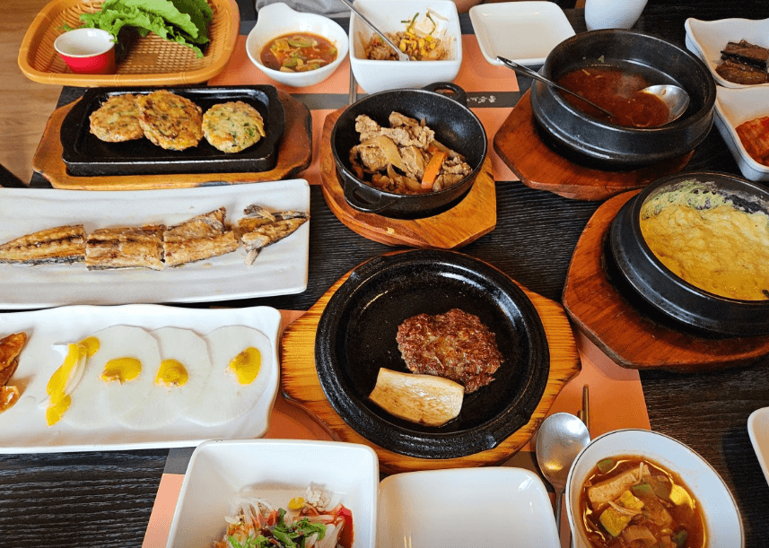 생방송오늘저녁 떡갈비 한정식 서대문 연희동 맛집